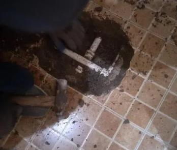 四川卫生间漏水维修公司为您分享下卫生间渗水如何处理及注意事项